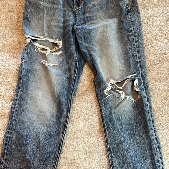 American Eagle Acid Wash Mom Jeans - Picture 3 of 4